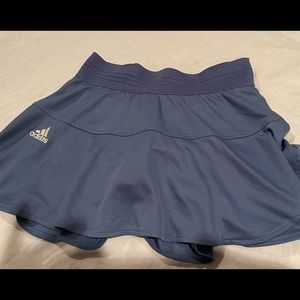 Adidas Tennis Skirt - with built in Shorts - Size S